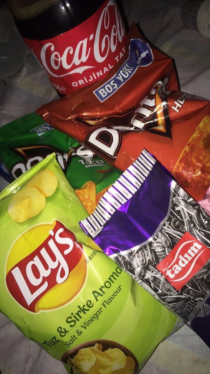 Gece gece cips yenir mi?