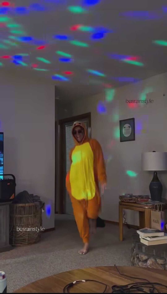 Böyle bir partiye katılacak olsaydınız, ne giyerdiniz?