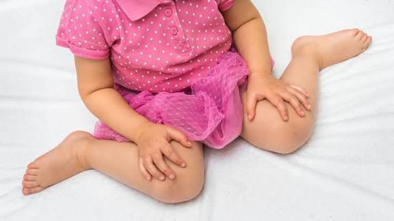 Küçükken annem böyle oturma popiş*n büyür diyordu keşke oturaymışım anne biraz yaa?