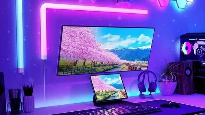 Evde duvarlara asılan LED tabelalar sizce ayrı bir hava katıyor mu?