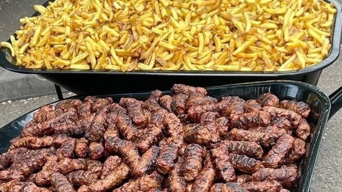 Masanıza böyle bir servis yapılsa yer misin?