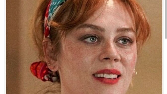 Demet Evgar çok tatlı sempatik bir kadın değil mi?