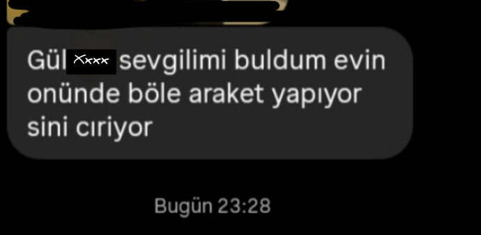 Yazarken Türkçe ağlatan var mı?