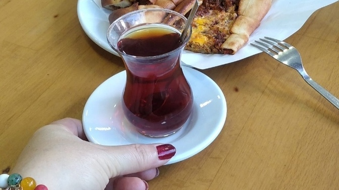 Boğazına düşkün insanlar öldüklerinde nereye gider 😂?