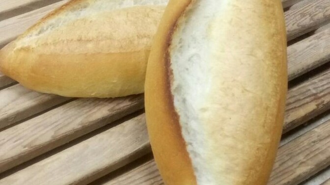 Bu ekmeğin arasına ne koyup yersin?