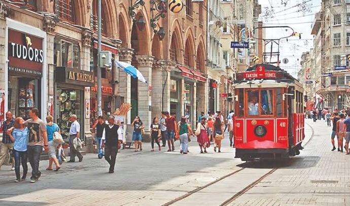 Bana İstanbul Beyoğlu’ndan local bir kahveci önerir misiniz?