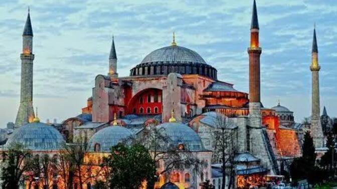 İstanbul'a gitsen nereleri gezmek istersin?