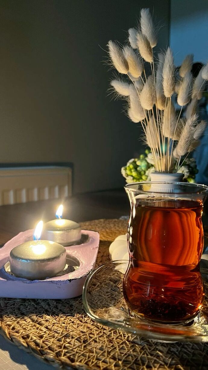 Çay yaptım içiyor musunuz?