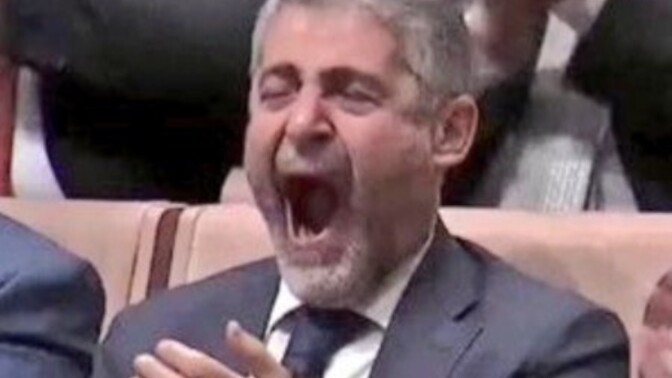 Kalabalık ortamlarda uykunuz gelir mi?