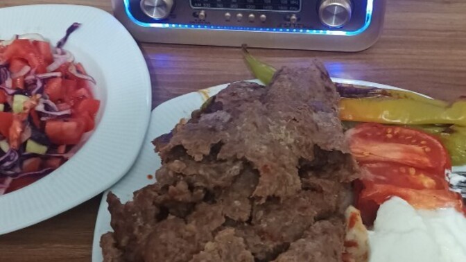 İskender sever misiniz? Evde İskender yapmayı denediniz mi?