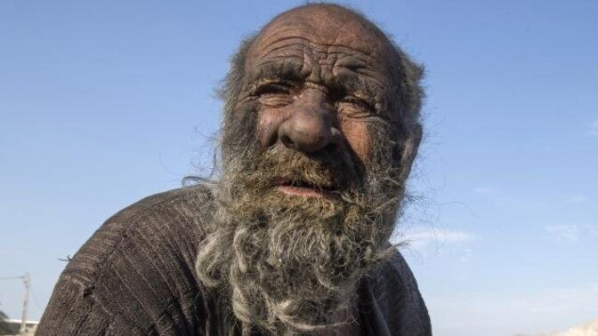 Erkekler niye duşa girib sadece saçını ıslatıp çıkıyor?🤭🤭ben öyle değilim falan demeyin kokarcalar siziiiii🤣🤣🤣?