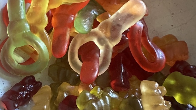 Kimler Haribo sever 🫠?