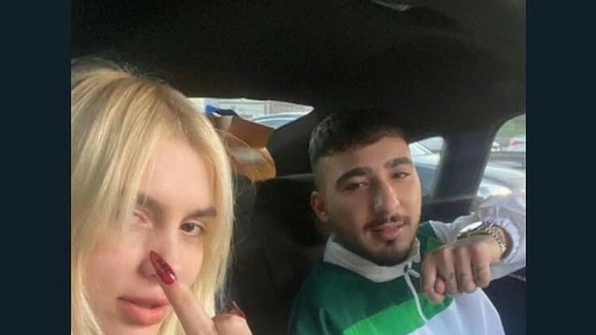 Bebek gibi kızların aşkından öldüğü çocuklar neden genelde böyle tipte erkekler oluyor?