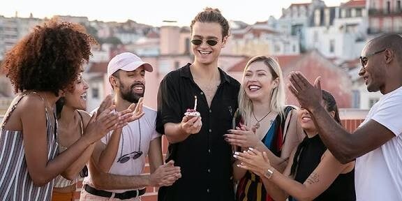 Dikkat çekmeyi seviyor musunuz?