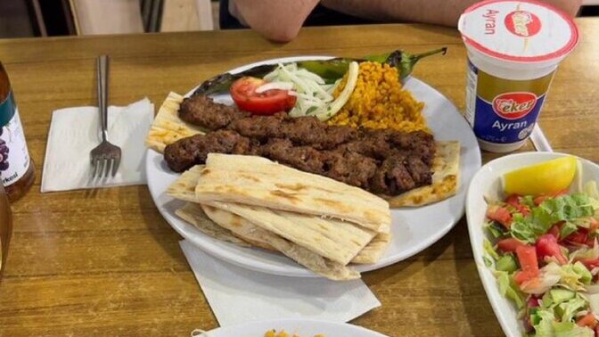 İlk buluşmada kebapçıya gidilen ilişkiden olur mu?