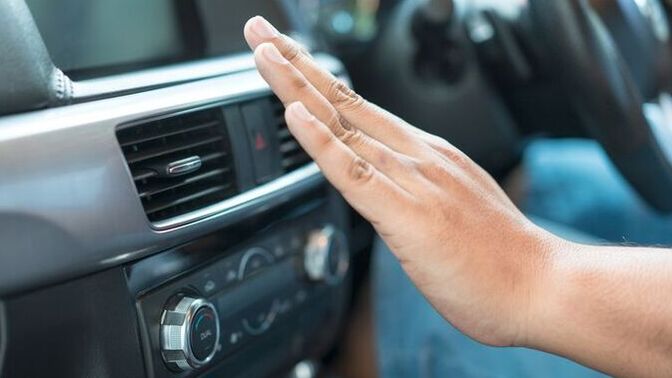 Uzun yol giderken hararet yapan arabada kaloriferi açmak bir çözüm mü?