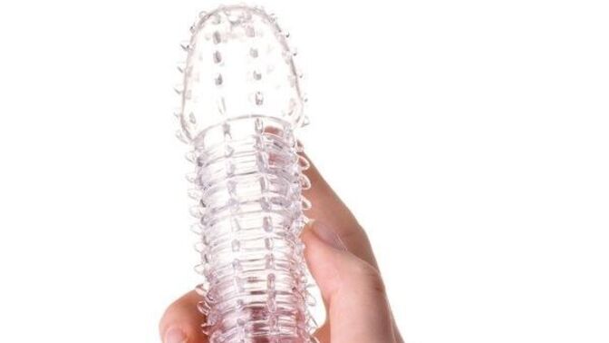 Tırtıklı penis kılıfı, sorunlar yaşayan bir evliliğe olumlu katkı sağlayabilir mi?
