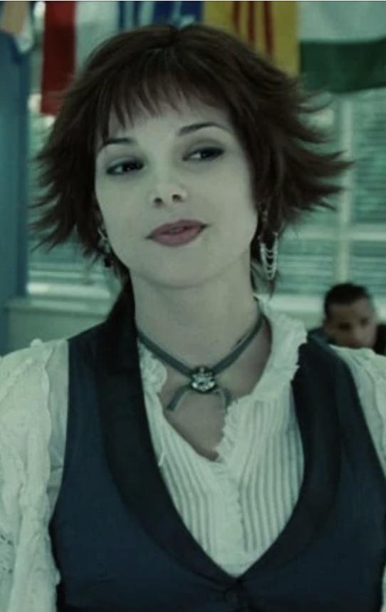 Bi alice bile hak etmiyor muyum?