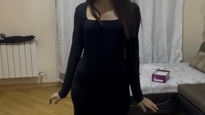 Bu son sorum elbiseyi sizce arkadaşımın doğum gününe giysem mi?