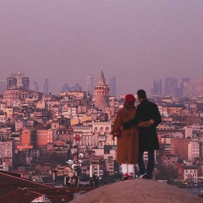 Galata kulesine ilk kez çıkmak istediğiniz biri var mı?