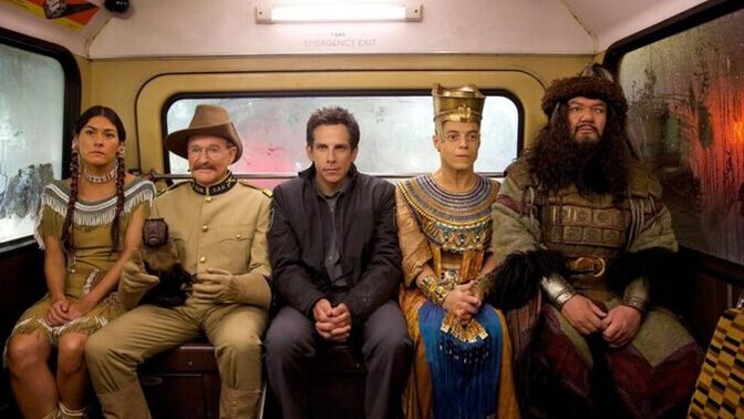 Müzede kaybolsan hangi bölümden çıkamazsın?