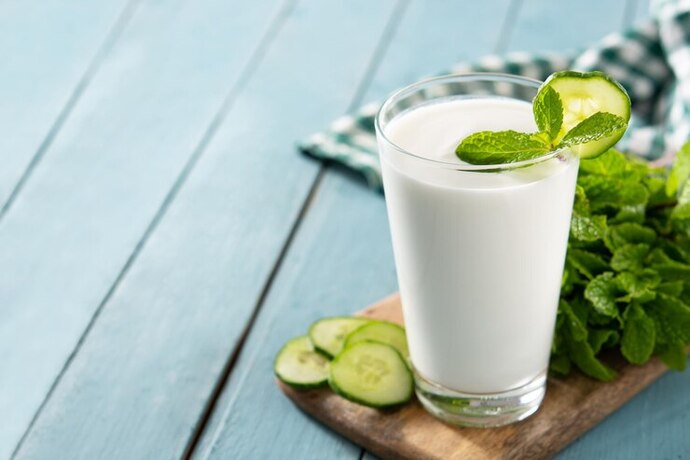 Yemeğin yanında en çok ne içmeyi tercih ediyorsun?