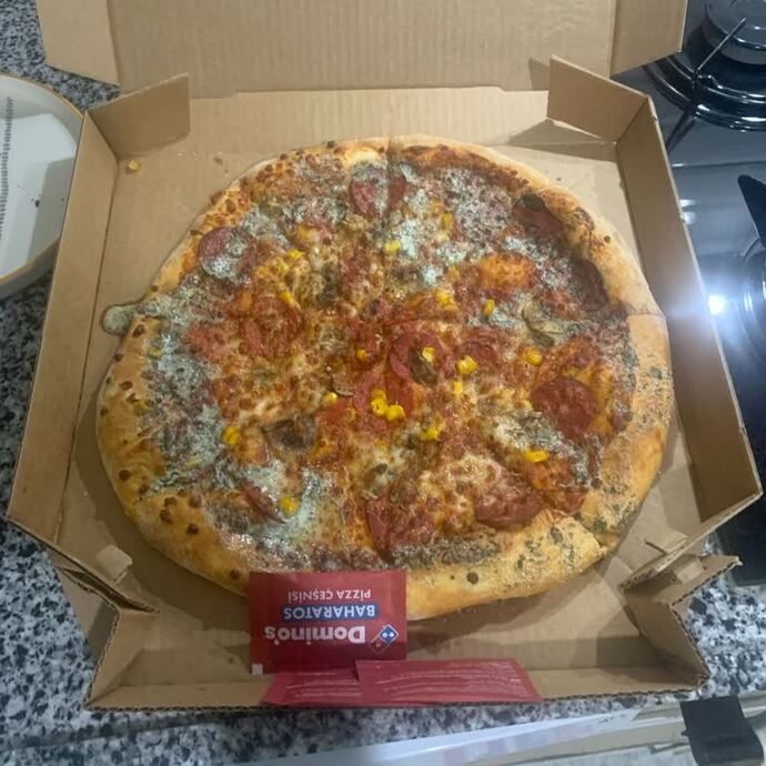 Gece gece kimler pizza sipariş eder?
