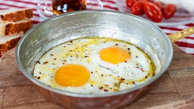 Az pişmiş göz yumurtayı kimler sever?