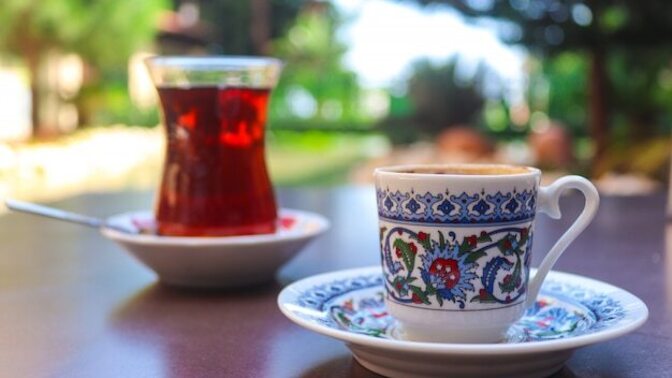 Türk kahvesi mi çay mı tüketirsiniz?