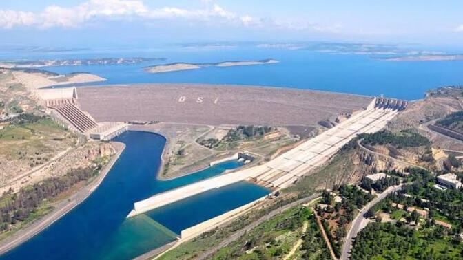 Dünya üzerinde ki en önemli yapılar olan barajları görmek ister miydin?