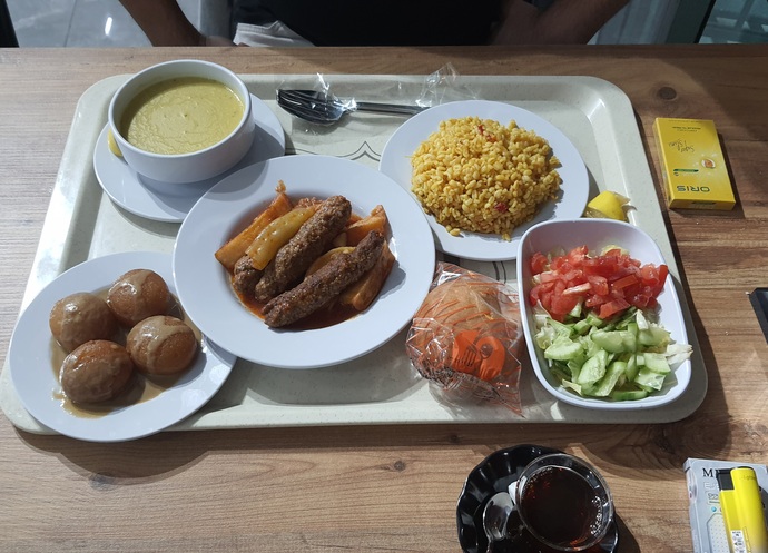 Esnaf lokantasında yemek yedin mi?