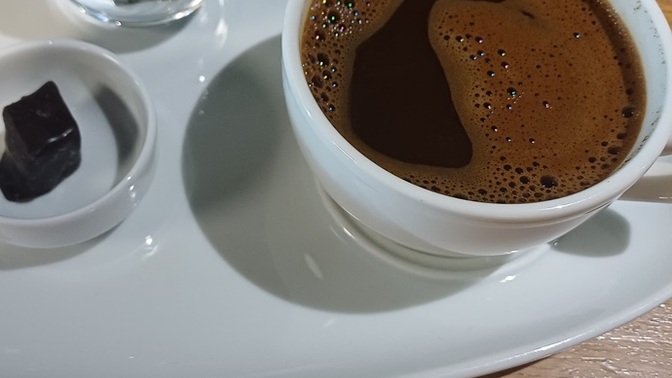Her gün mutlaka kahve içerim der misin?