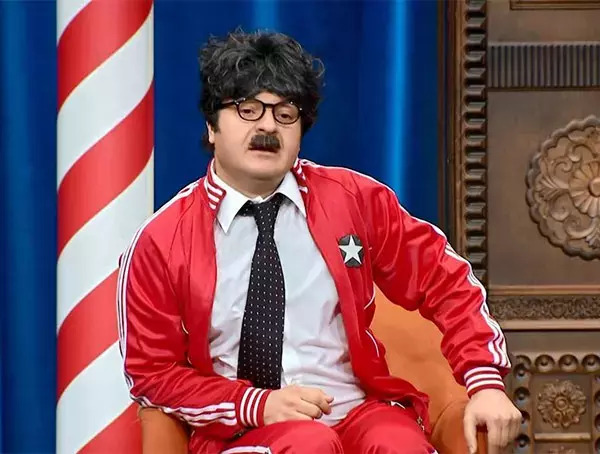 Belki de o esofmanin icinde ne cevherler gizli. Bilemezsin.