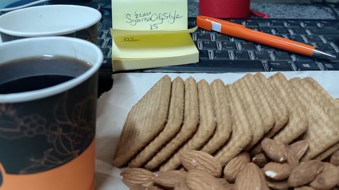Kahve ile badem mi daha iyi gider, bisküvi mi?
