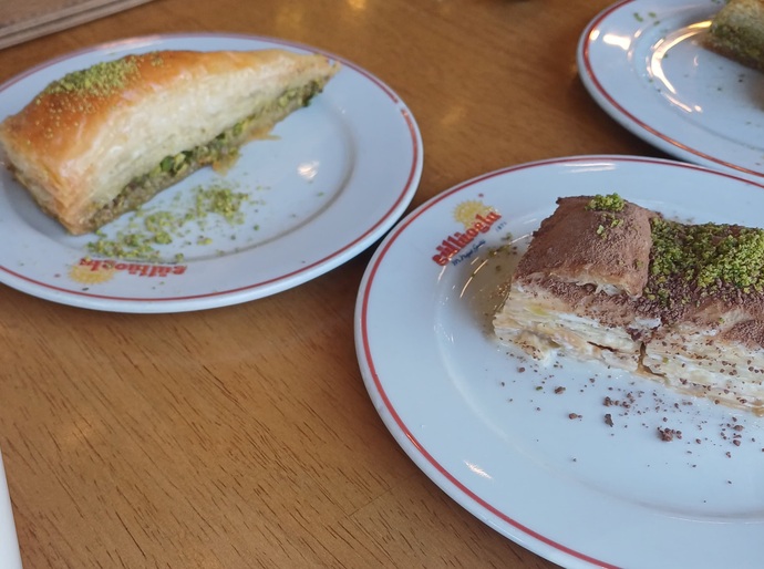 Havuç dilimi mi soğuk baklava mı?