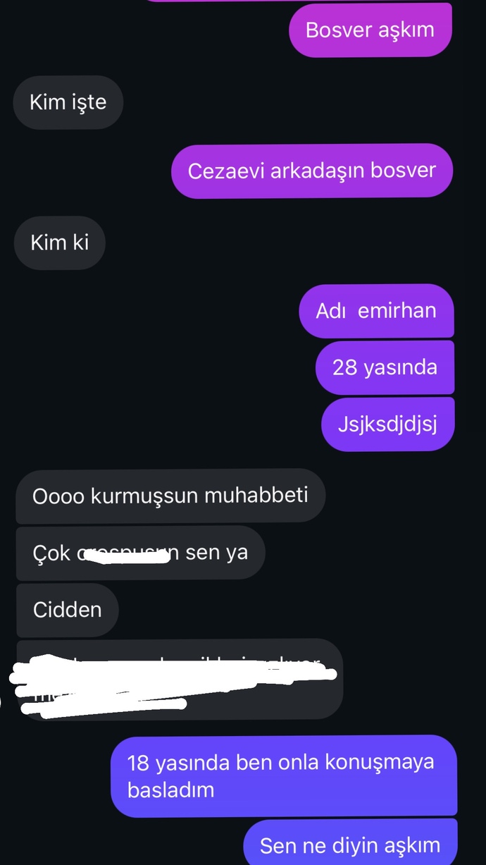 Arkadaşlar sevgilim olmayan biri neden kıskanır?