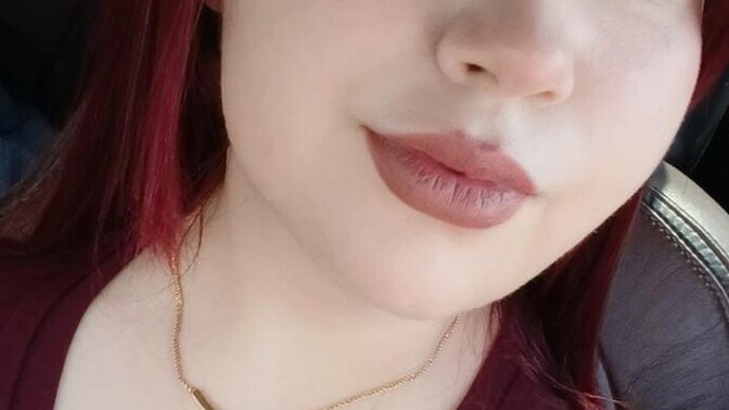 Saçlarım kızıl ama farklı bir renk olsun istiyorum sizce kızışl kalsın mı yoksa farklı bir renk mi yapmalıyım?