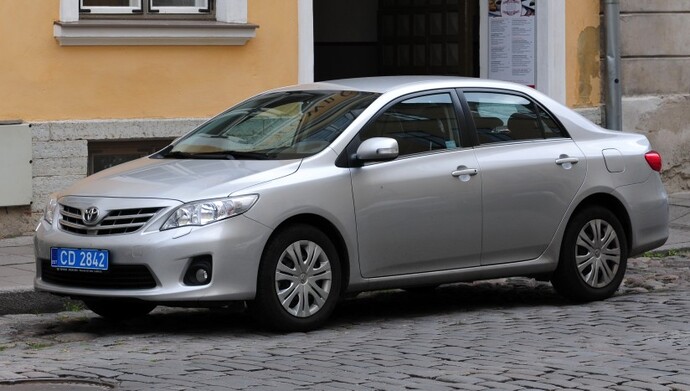 Toyota Corolla E120 mi Corolla E140 mi?