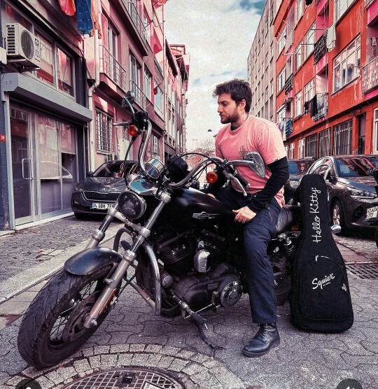 Motor süren erkek karizmatik midir?