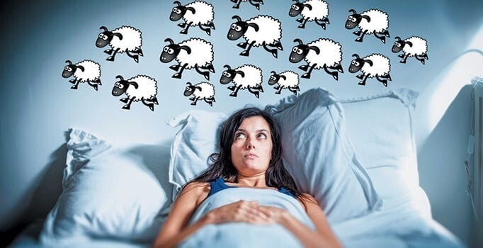 Uyku tutmadığın da naparsın?