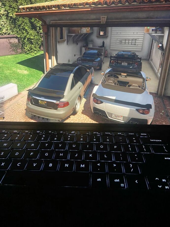 Grand Theft Auto Online da ne kadar arabanız bulunuyor?