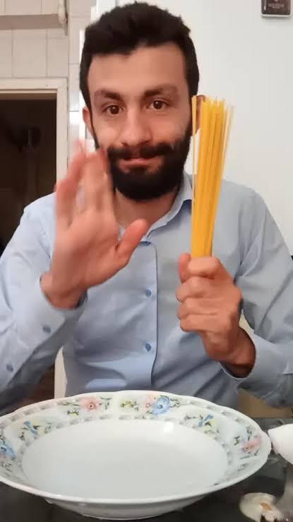 Erkeklerin yapınca kendilerini chef gibi hissettikleri yemek nedir?