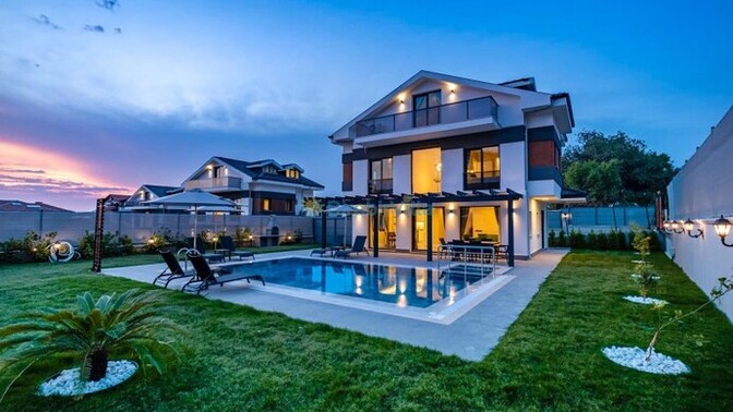 Şu an ki Yaşadığınız Hayatınızdan memnun musunuz?