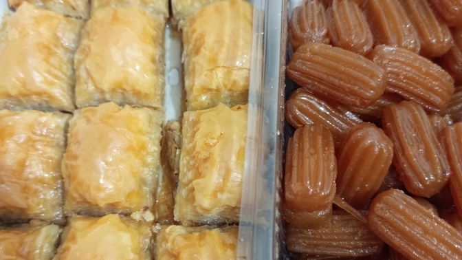 Tulumba tatlısı mı? Baklava mı?