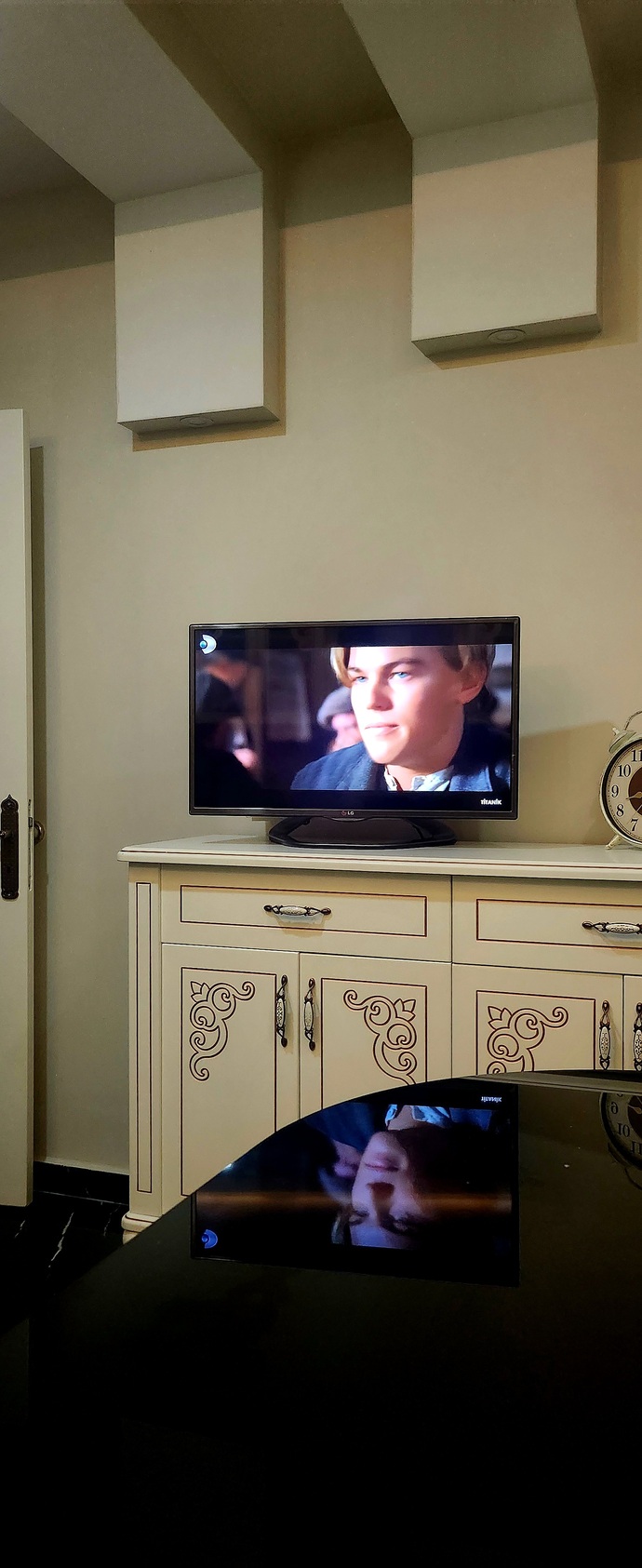 Gençlik aşkımın filmi çıkmış yine bilmem kaçıncı izleyişim😅 sizin de var mı böyle platonik bişeler?