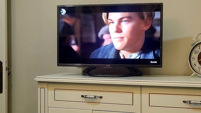 Gençlik aşkımın filmi çıkmış yine bilmem kaçıncı izleyişim😅 sizin de var mı böyle platonik bişeler?