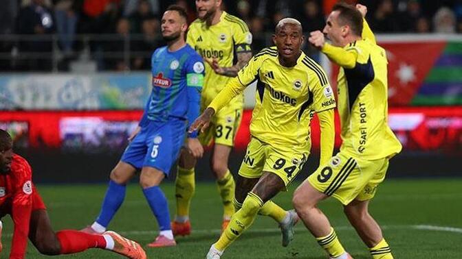 Rizespor 2 - Fenerbahçe 5... Sarı lacivertliler derbi öncesi kritik 3 puanı aldı! Maçı nasıl buldunuz?