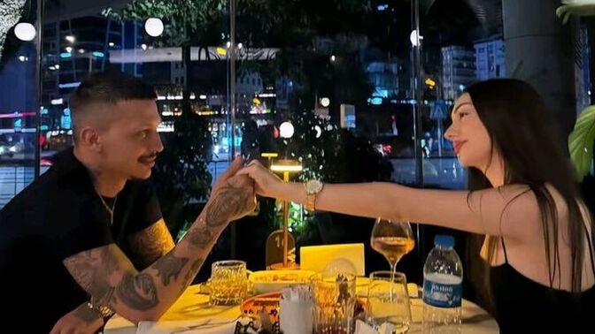 Demode bir isme sahip sevgiliden utanır mısınız?