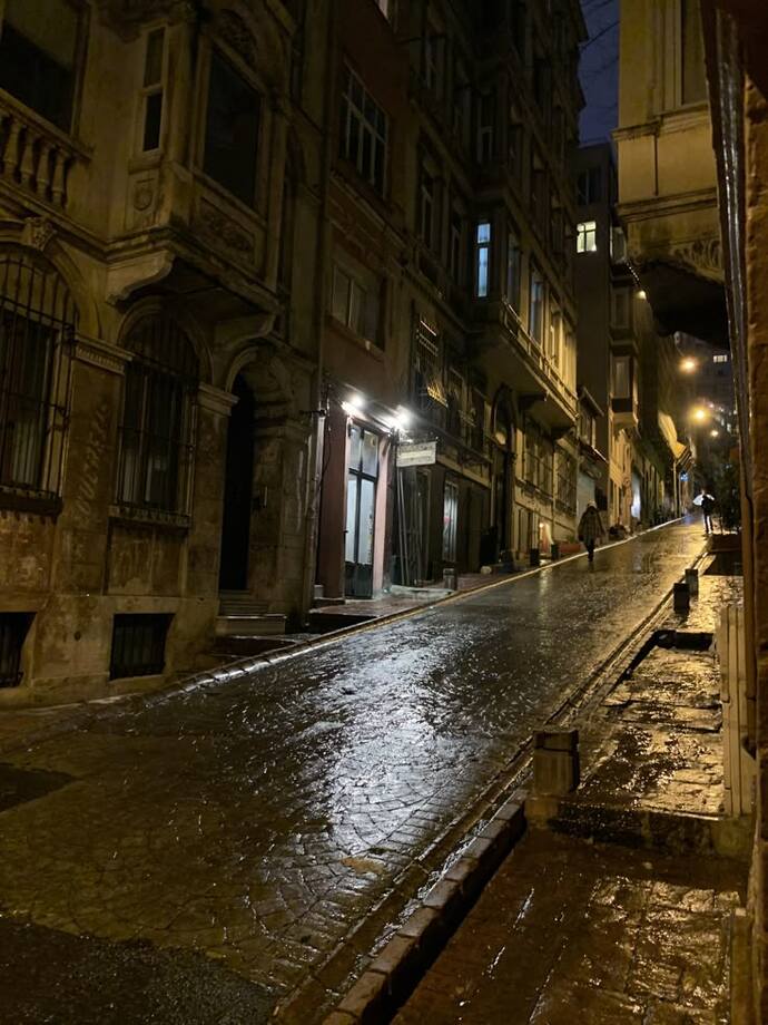 Yaşadığın şehirden memnun musun, imkanın olsa hangi şehirde yaşamak istetsin?