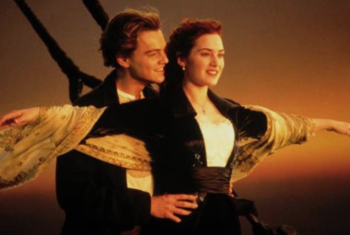 Titanic filmi sanılanın aksine bir aşk hikayesi değil de ihanet hikâyesi değil mi?